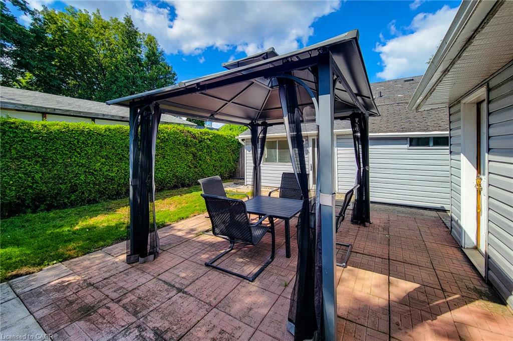 92 Munn Street Property Photo 40