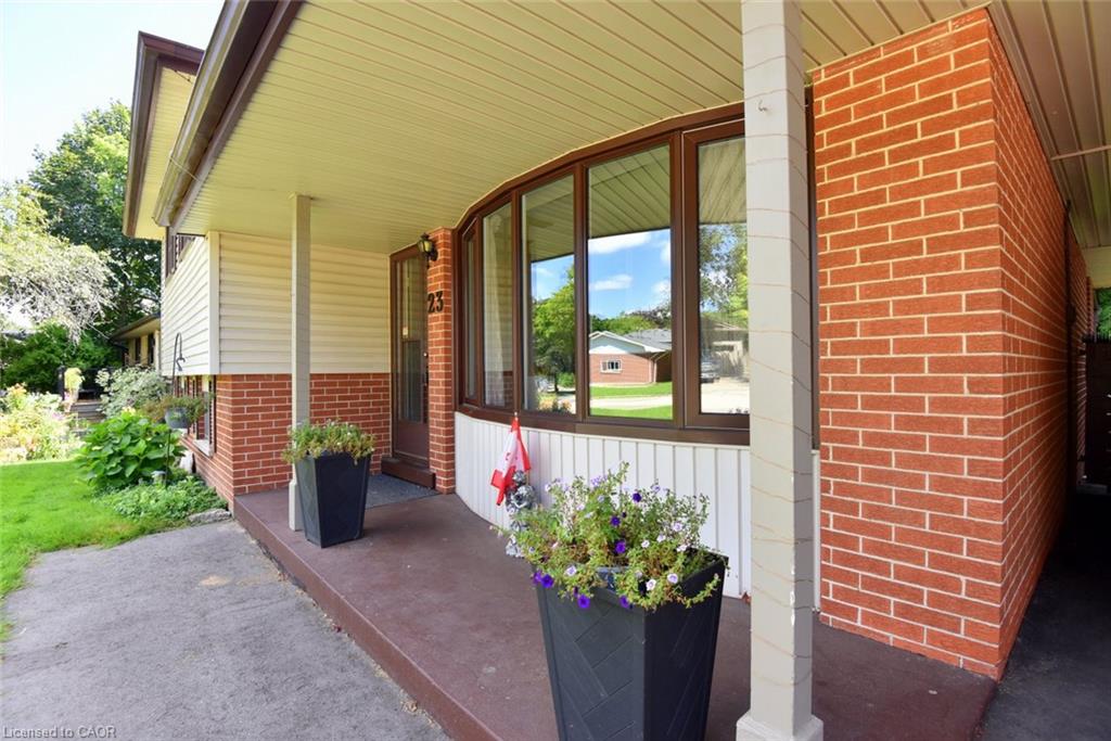 23 Sherwood Rise Property Photo 3