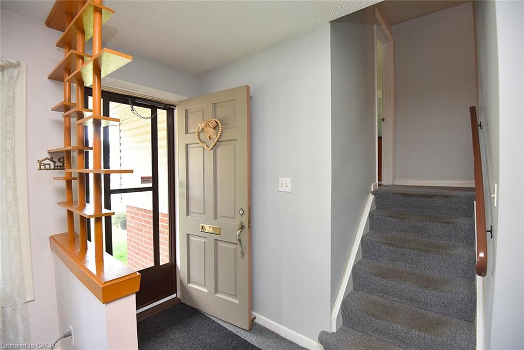 23 Sherwood Rise Property Photo 6