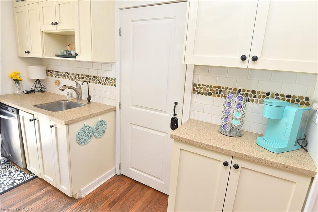 32 Hamdun Lane Property Photo 18