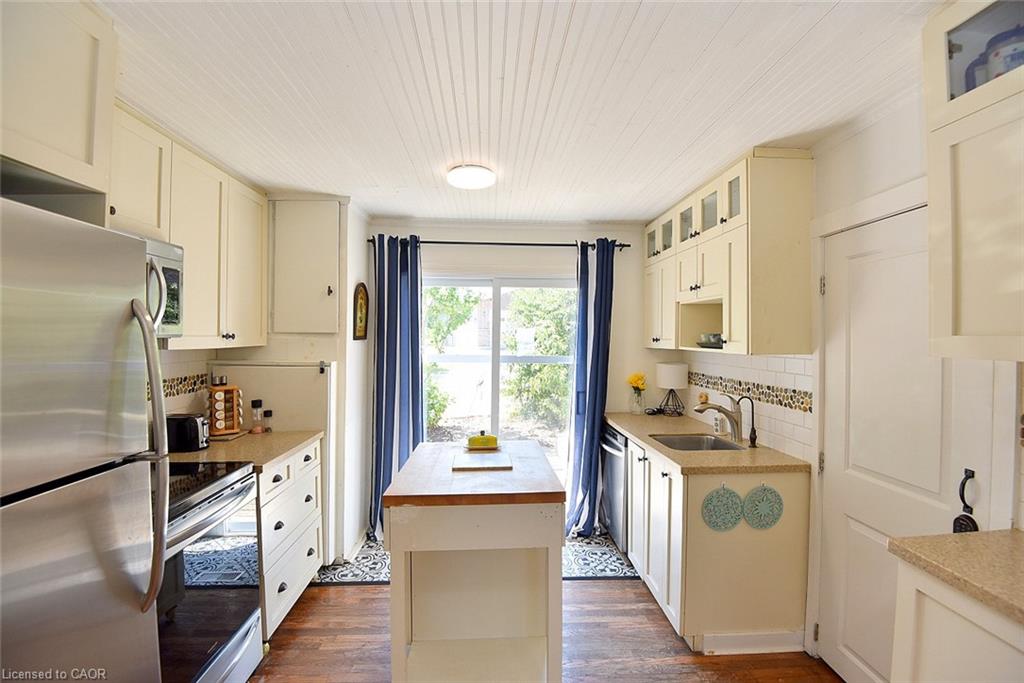 32 Hamdun Lane Property Photo 23