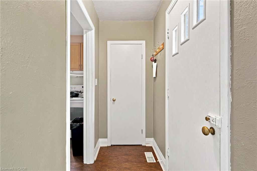 299 West 5th Street Property Photo 11