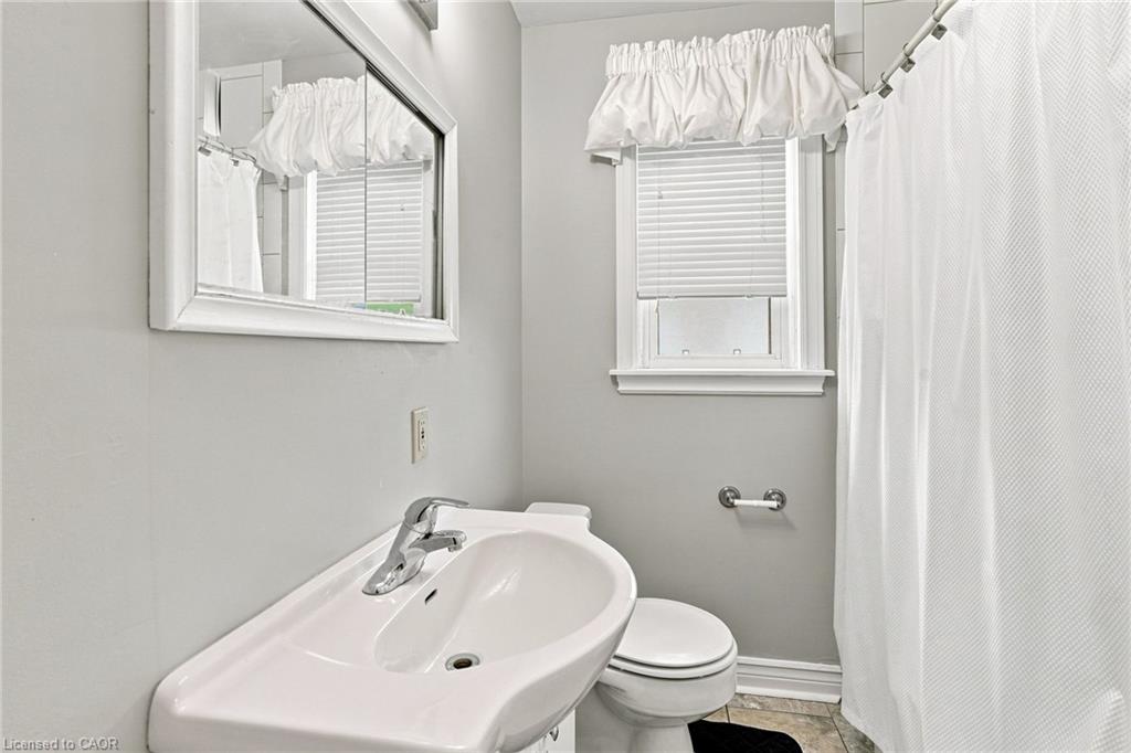 299 West 5th Street Property Photo 18