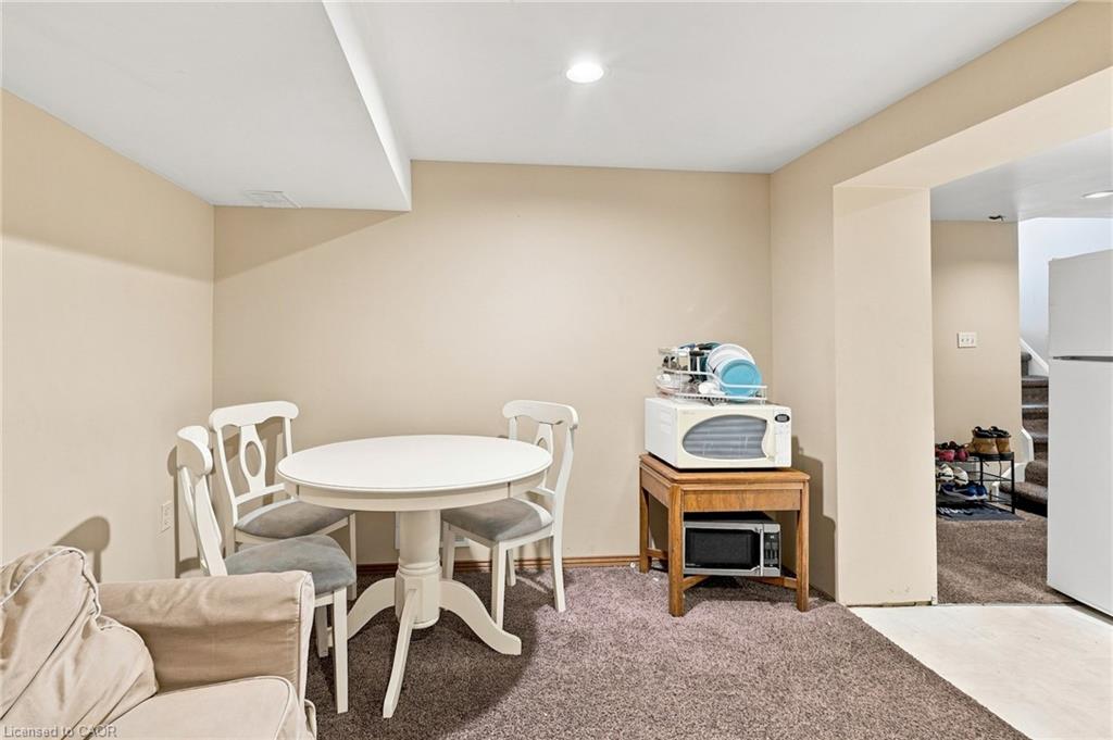 299 West 5th Street Property Photo 25