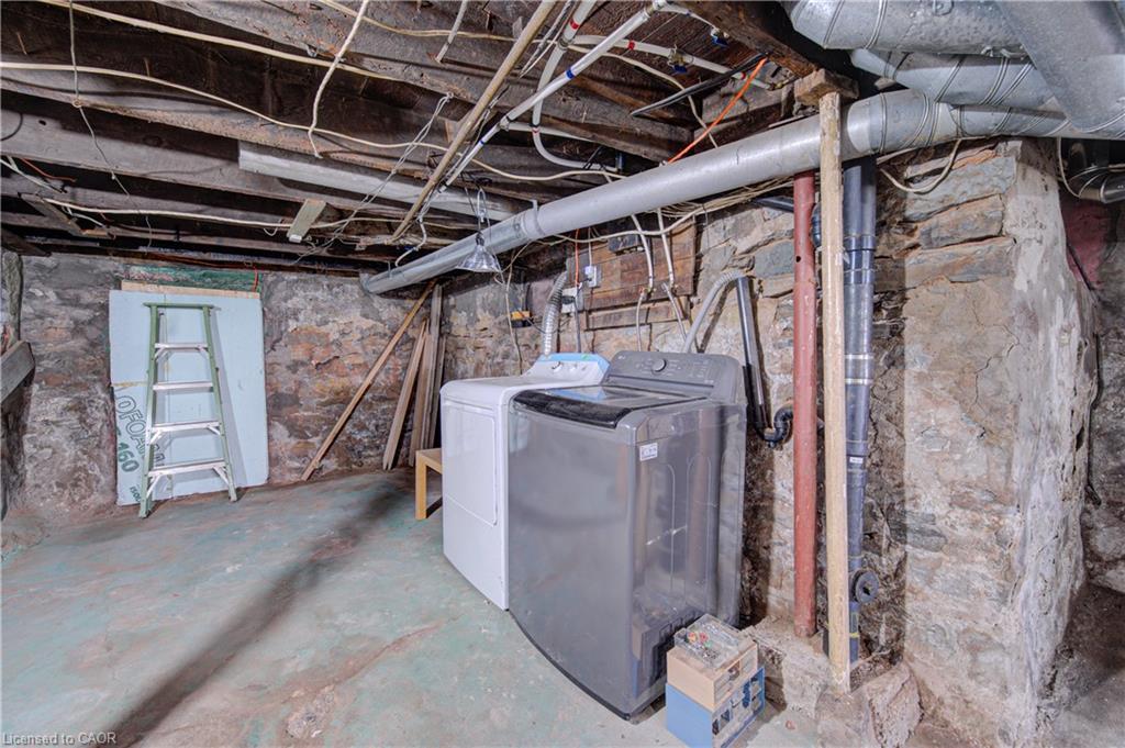 299 Bay Street N Property Photo 19