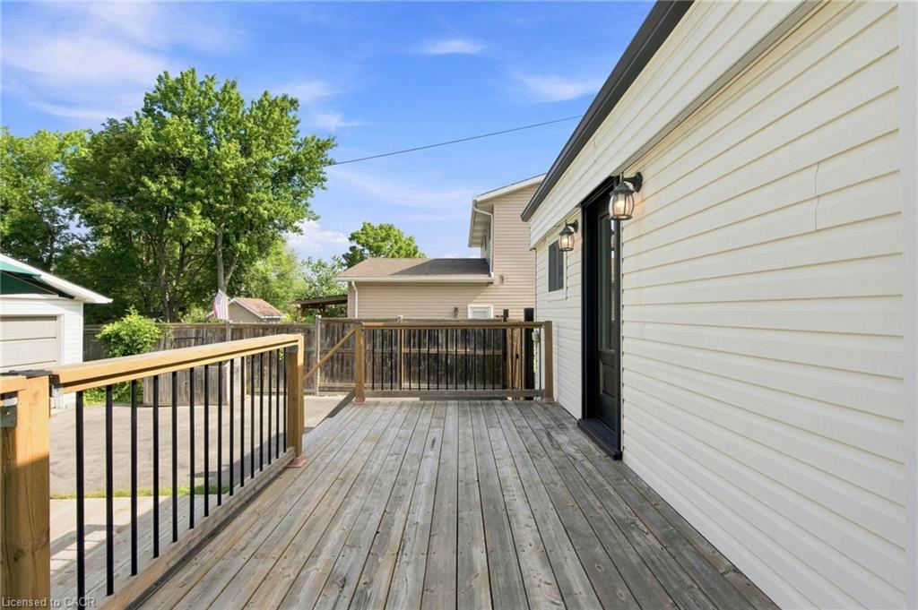 398 East 38th Street Property Photo 42