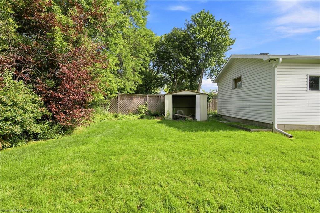 398 East 38th Street Property Photo 46