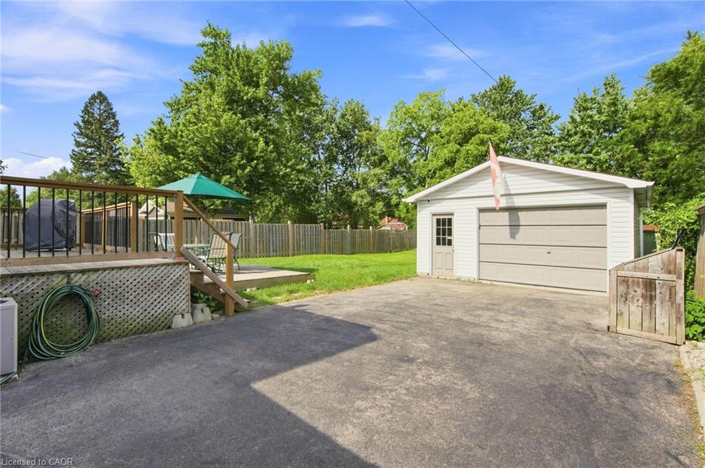 398 East 38th Street Property Photo 48