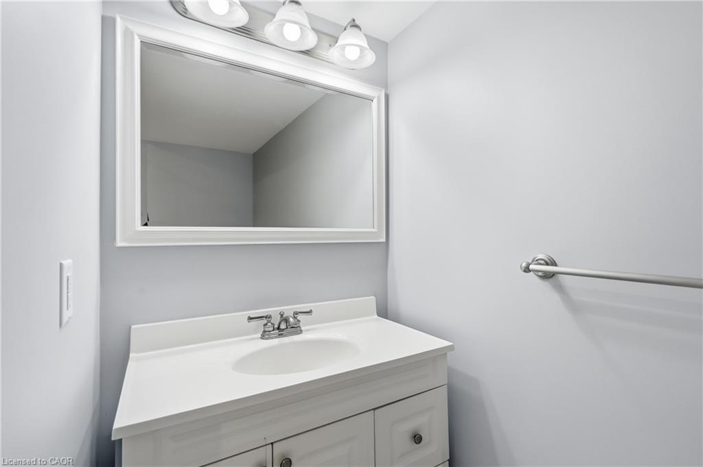 4533 Carriage Road Property Photo 24