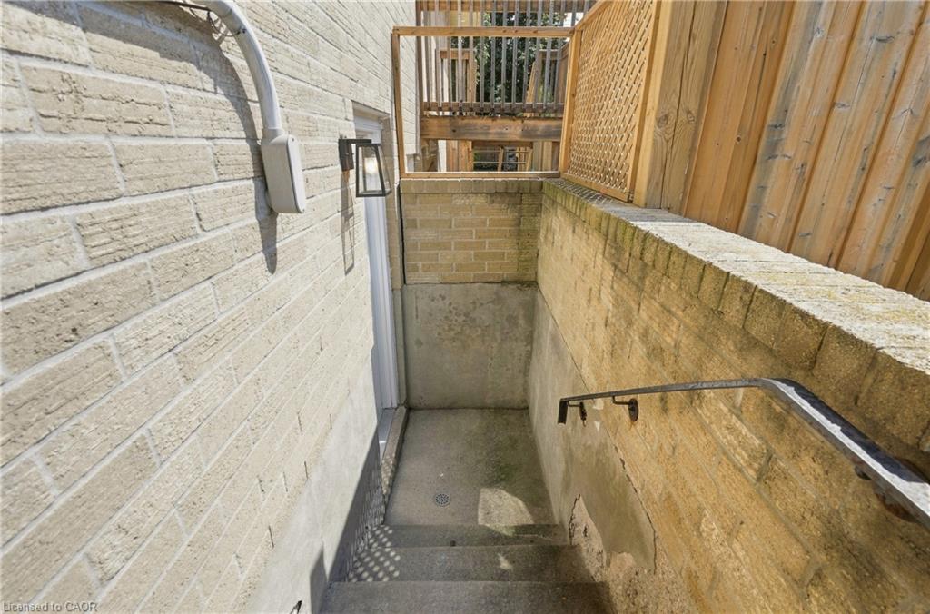4533 Carriage Road Property Photo 37