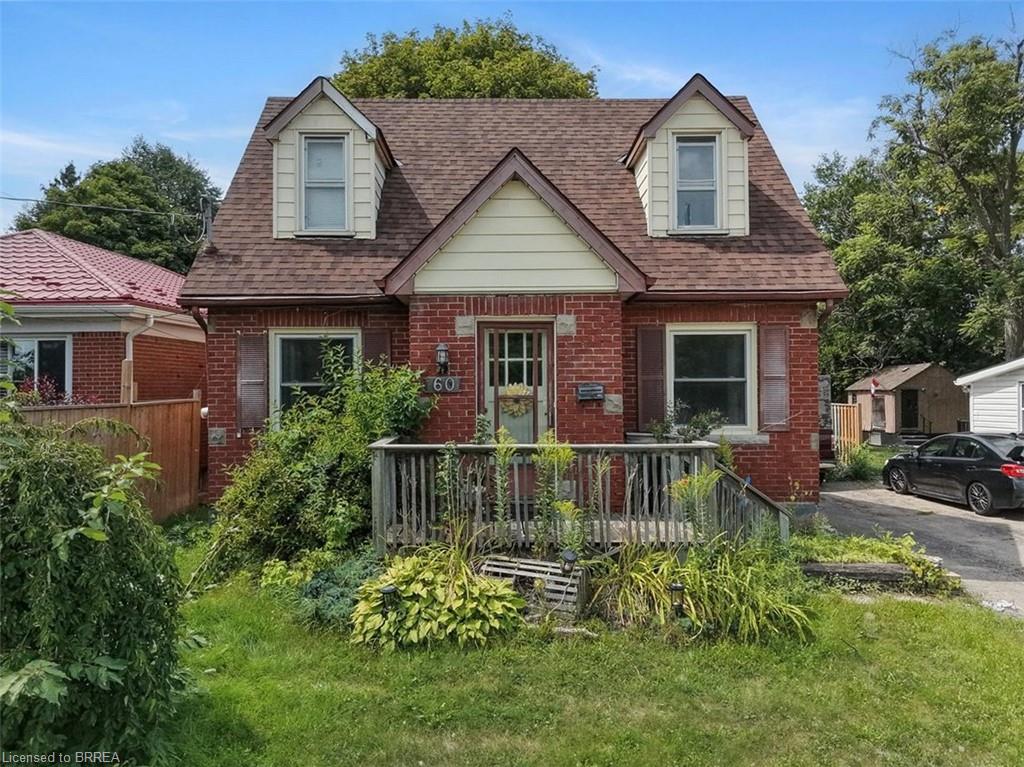 60 Park Road N Property Photo 1