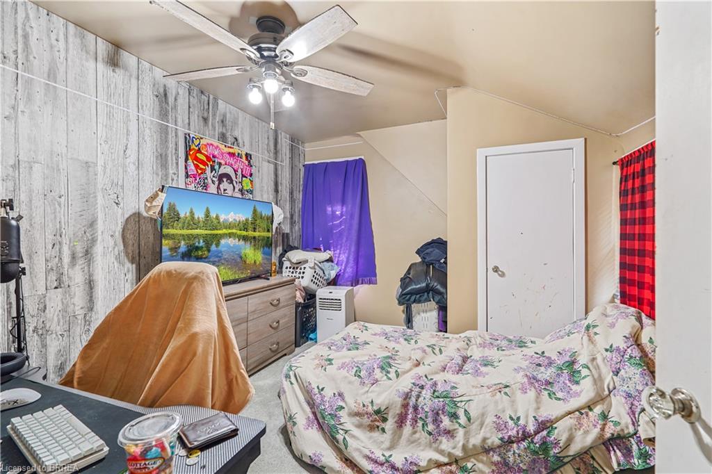60 Park Road N Property Photo 18