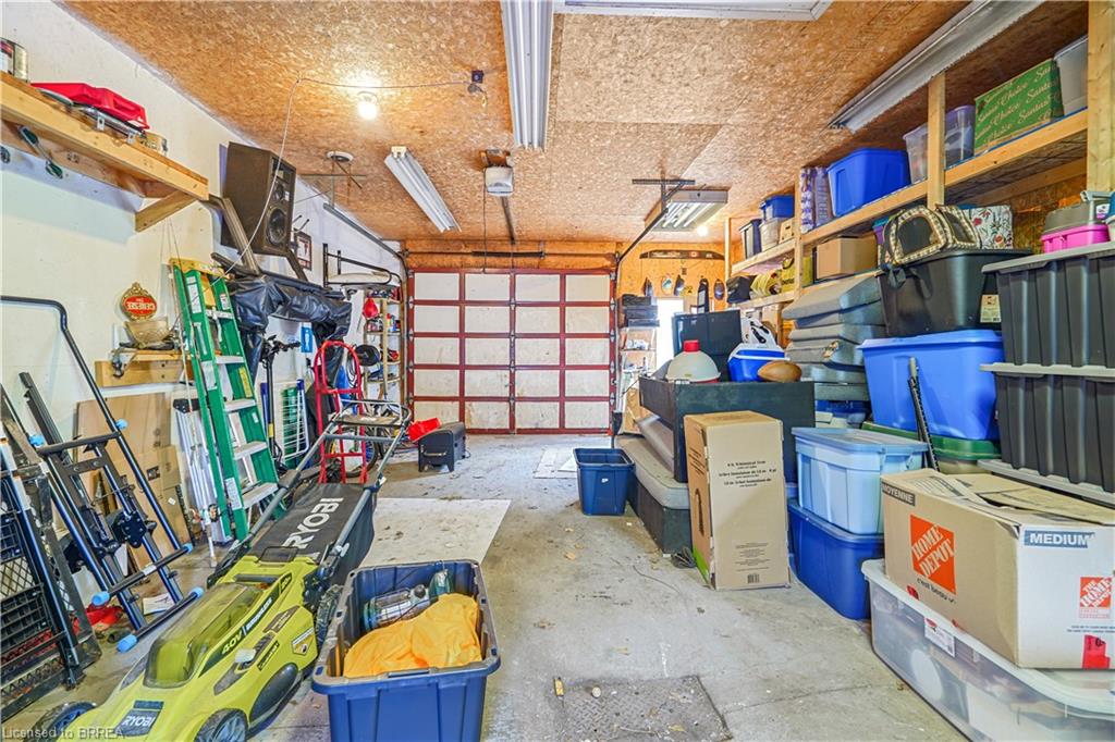 60 Park Road N Property Photo 30