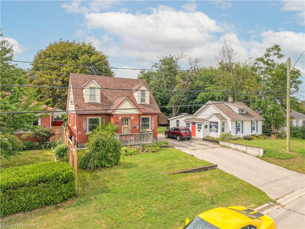 60 Park Road N Property Photo 42
