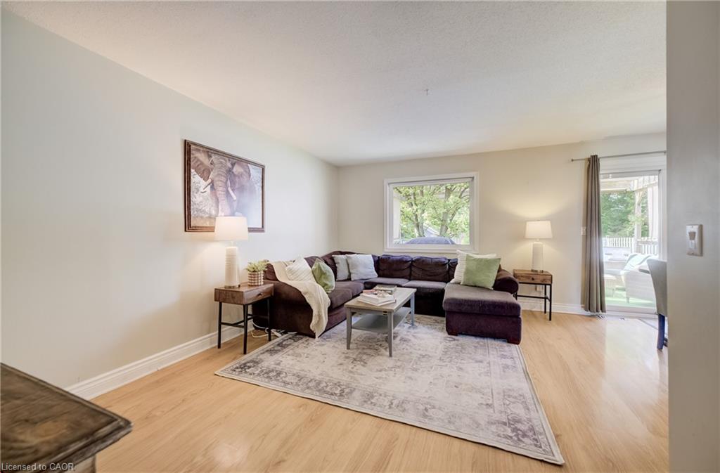 102 William Street N Property Photo 11
