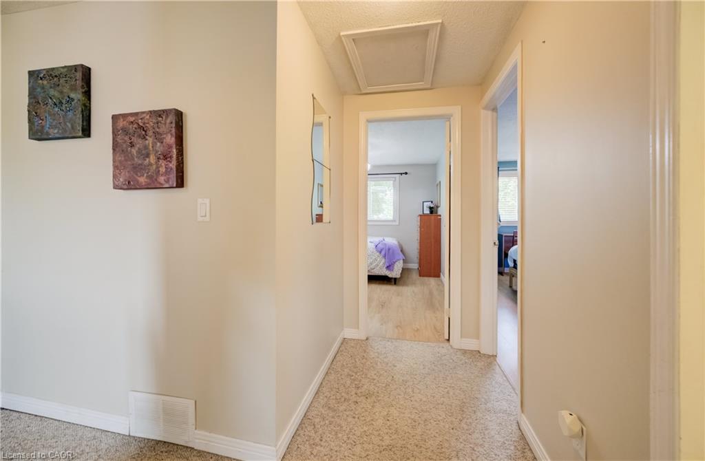 102 William Street N Property Photo 15