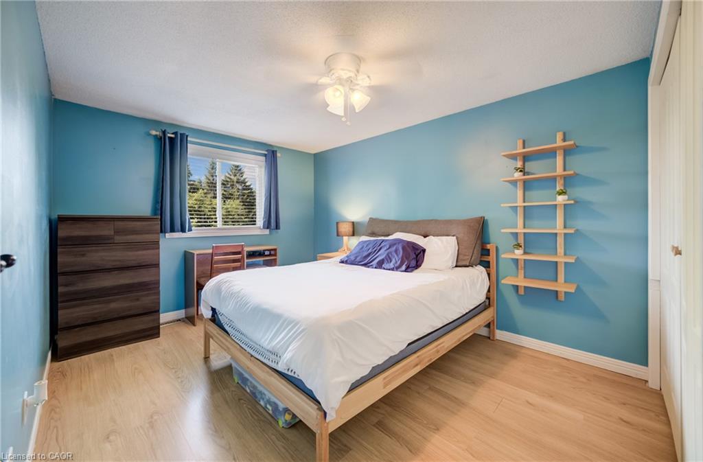102 William Street N Property Photo 19