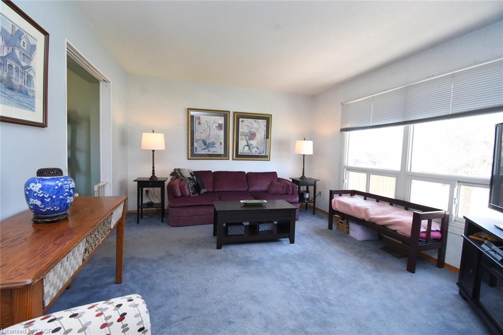 1345 Colonsay Drive Property Photo 8