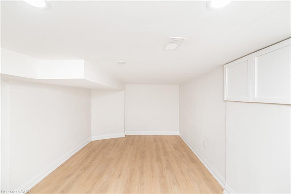 297 Britannia Avenue Property Photo 37