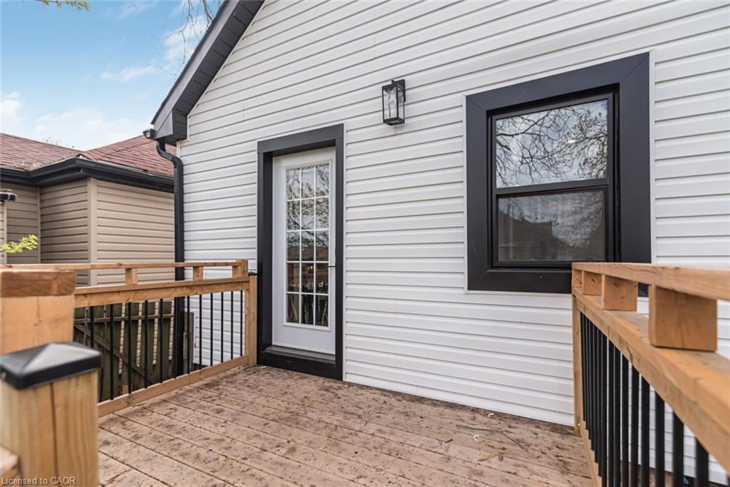 297 Britannia Avenue Property Photo 40