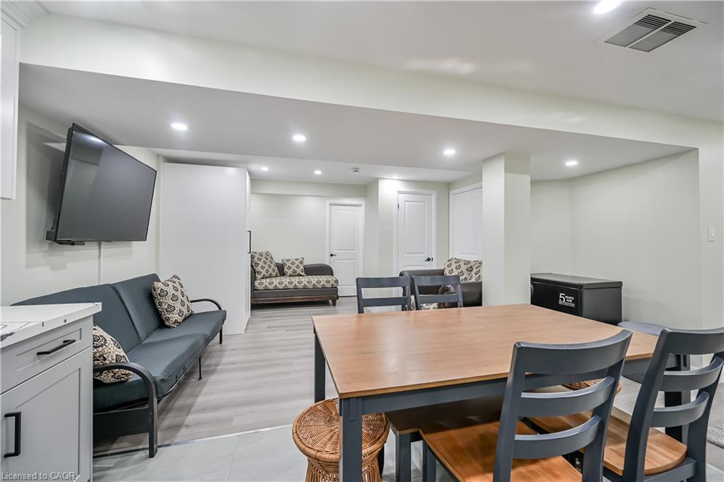 31 Joseph Court Property Photo 14