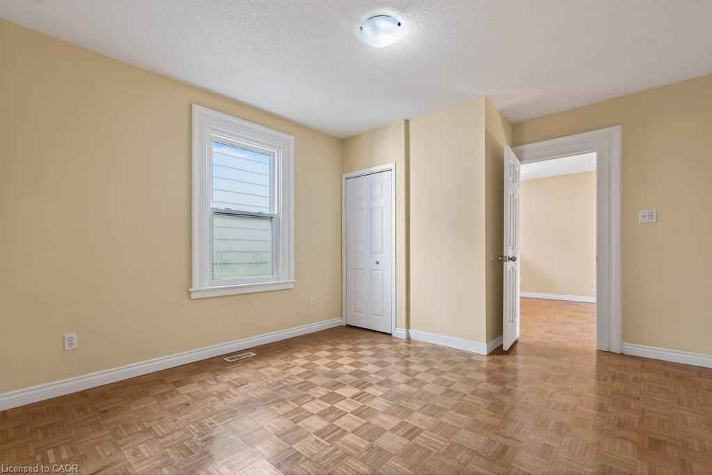 15 Adelaide Street Property Photo 17