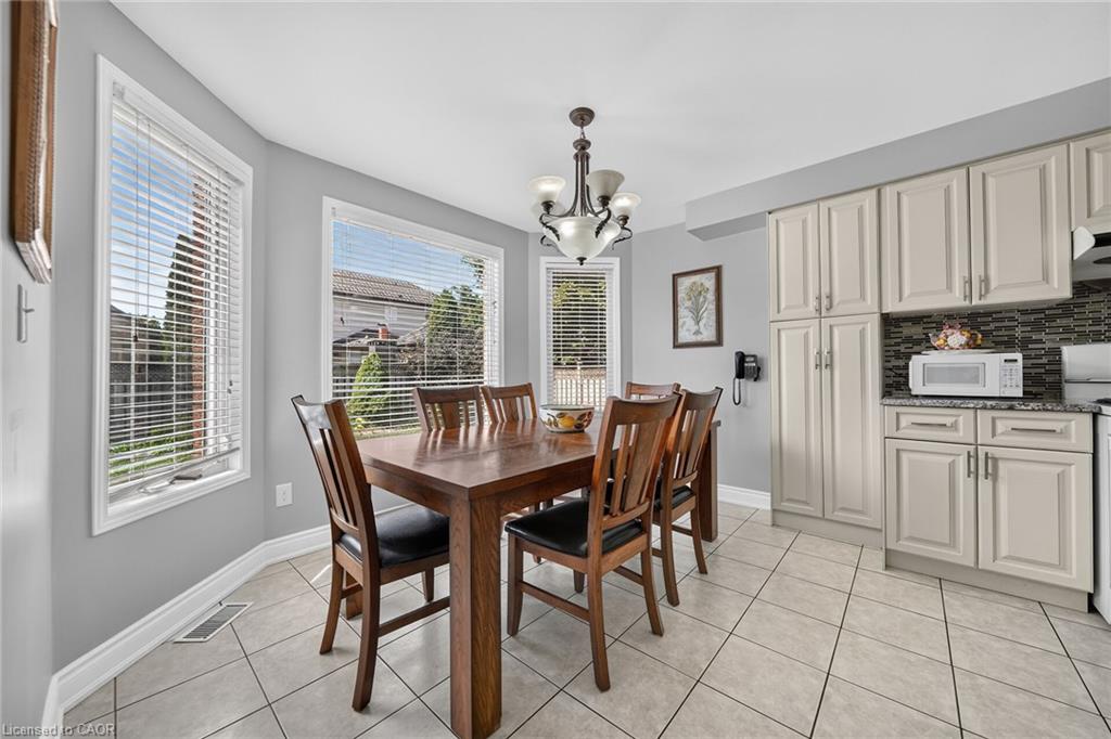 42 Hillgarden Avenue Property Photo 22