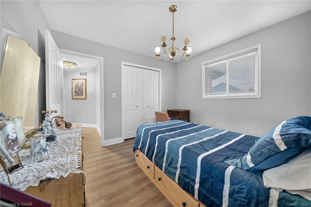 42 Hillgarden Avenue Property Photo 31