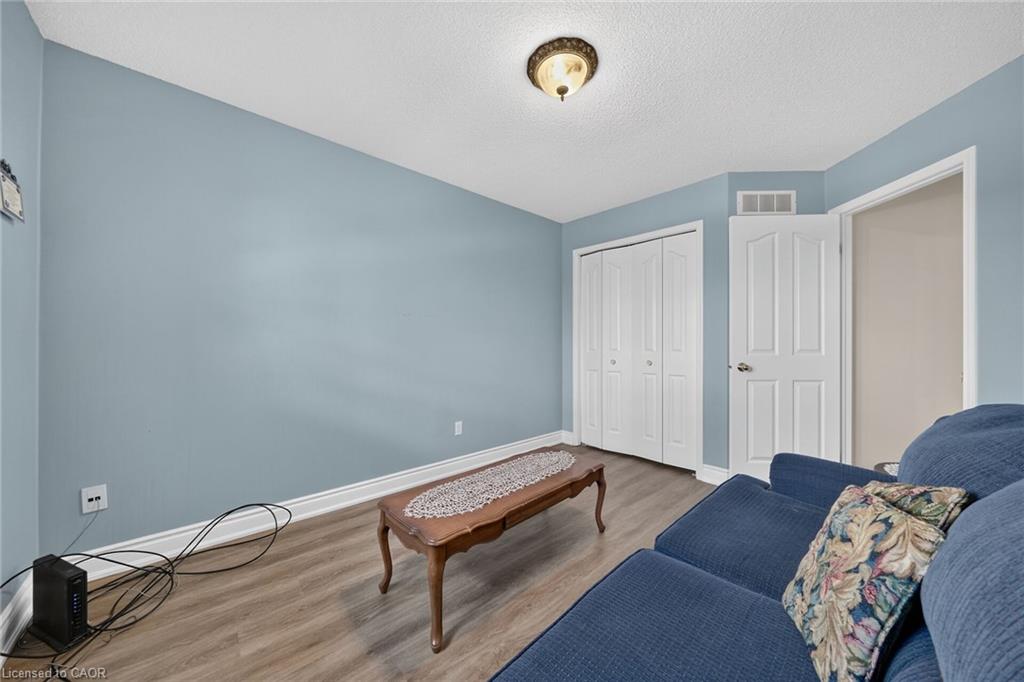 42 Hillgarden Avenue Property Photo 40