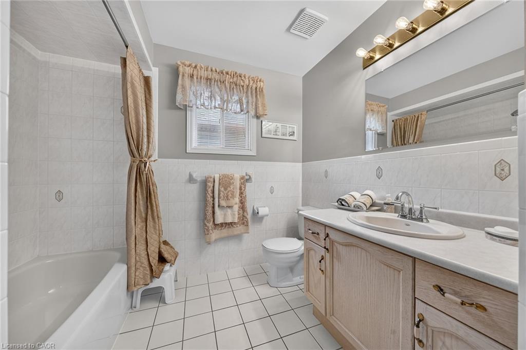 42 Hillgarden Avenue Property Photo 41