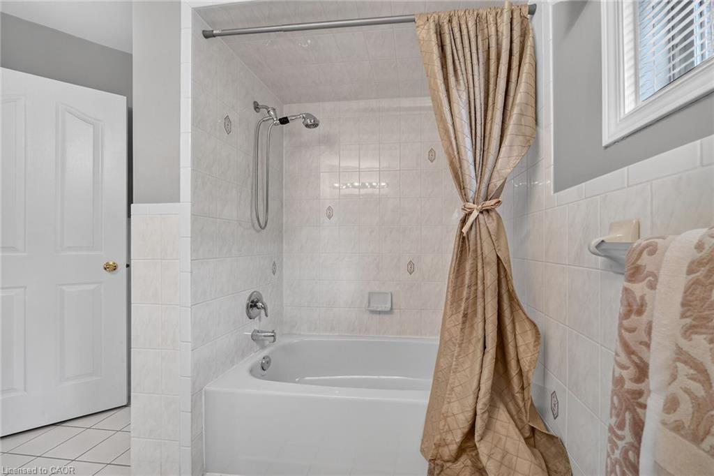 42 Hillgarden Avenue Property Photo 42