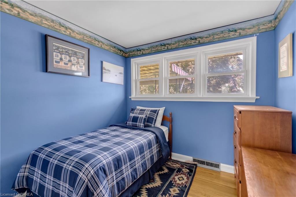 7 Willowdale Street Property Photo 17