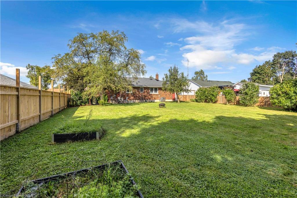 7 Willowdale Street Property Photo 29