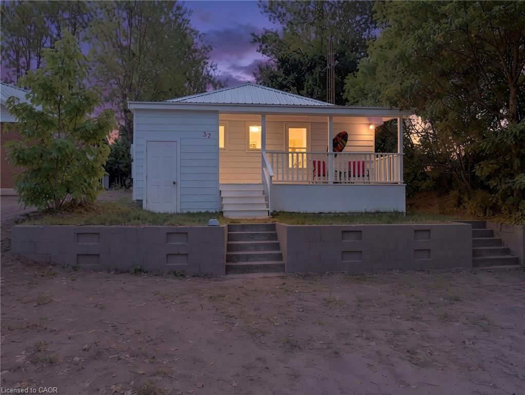 37 Woodstock Avenue Property Photo 1