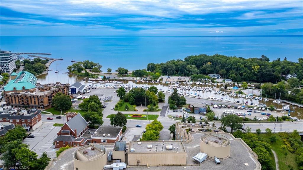712-2511 Lakeshore Road W Property Photo 3