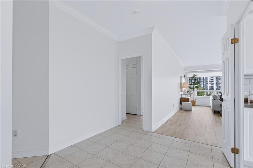 712-2511 Lakeshore Road W Property Photo 24