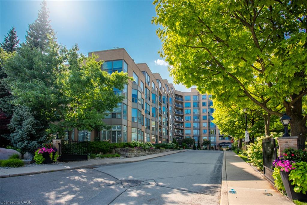 712-2511 Lakeshore Road W Property Photo 40