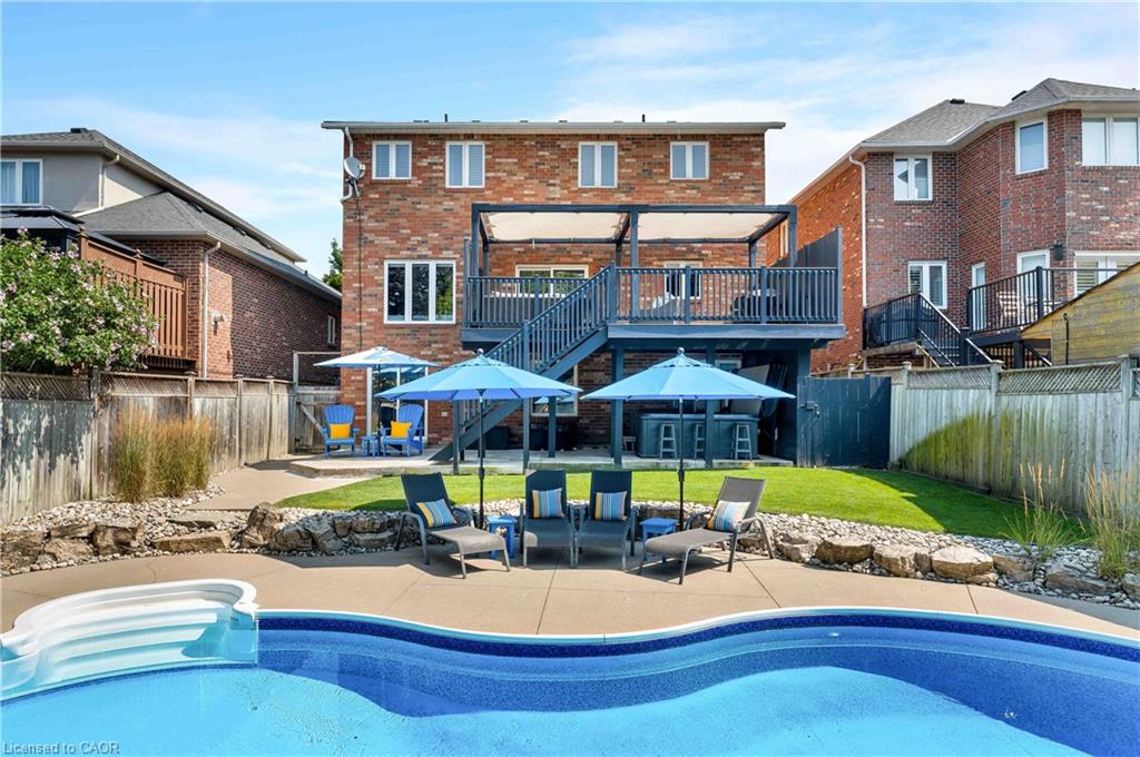 5 Volterra Court Property Photo 1