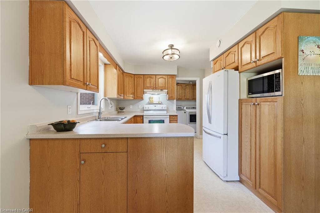 33 King Street Property Photo 17