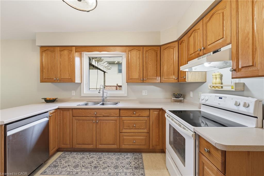 33 King Street Property Photo 18