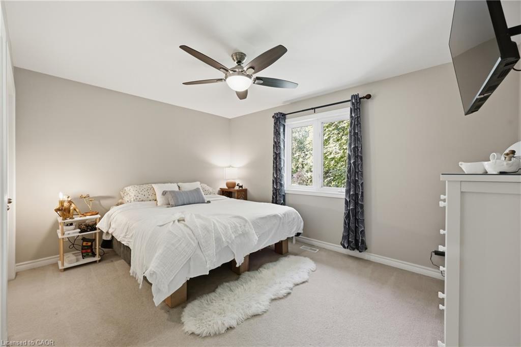 33 King Street Property Photo 23