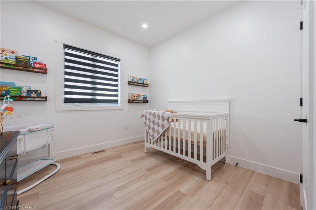 9 Macneil Court Property Photo 20