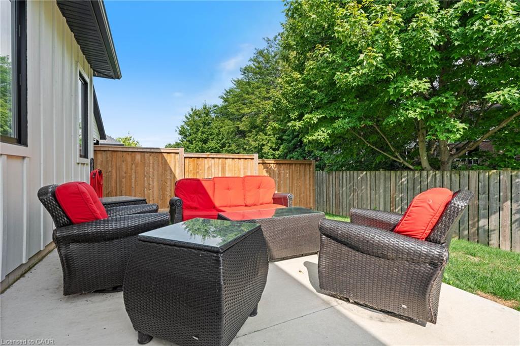9 Macneil Court Property Photo 31