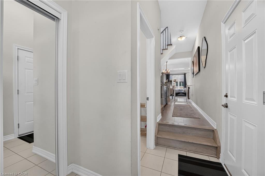 19 Willow Lane Property Photo 3
