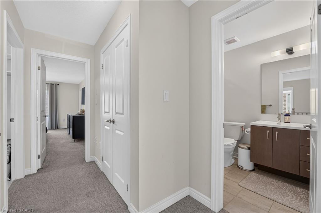 19 Willow Lane Property Photo 27