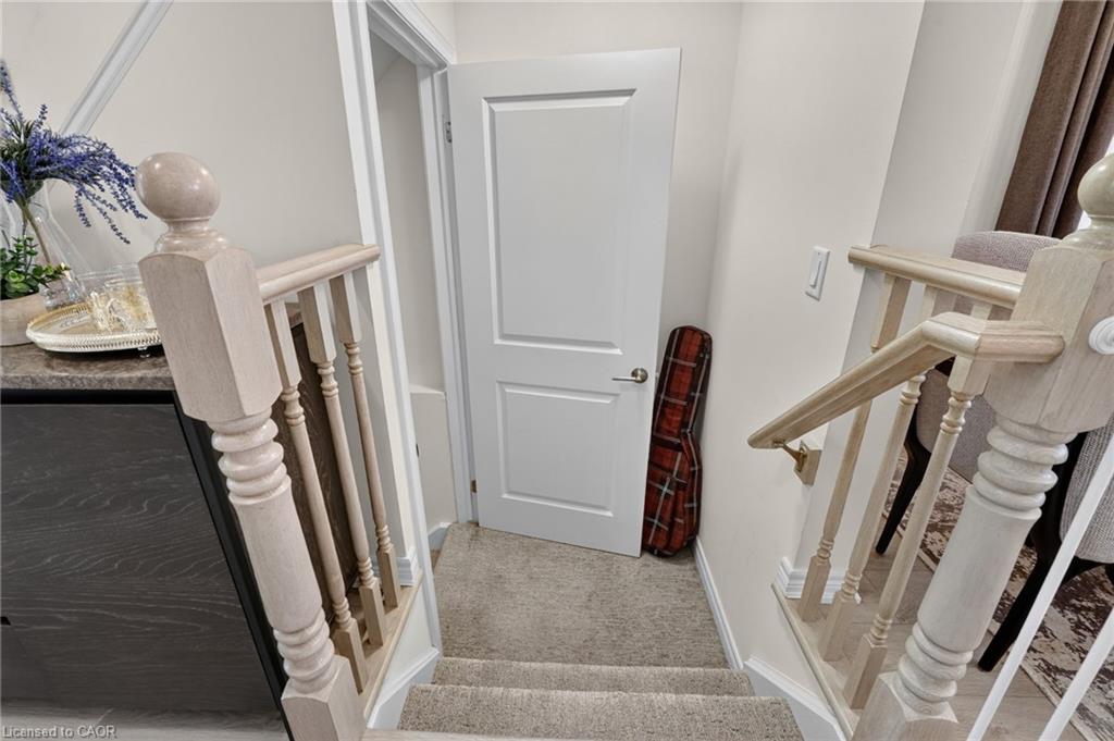 19 Willow Lane Property Photo 36