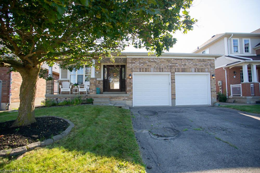 48 Lovell Crescent Property Photo 1