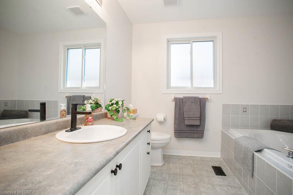 48 Lovell Crescent Property Photo 17