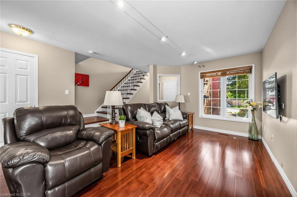 1329 Whiffletree Court Property Photo 8