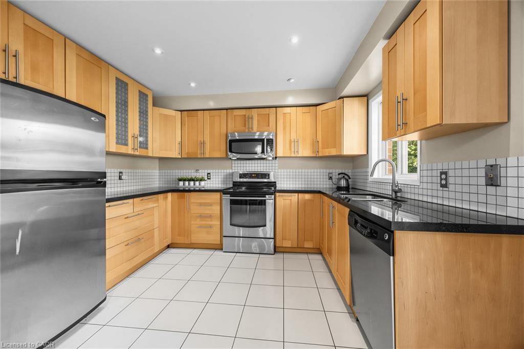 1329 Whiffletree Court Property Photo 13